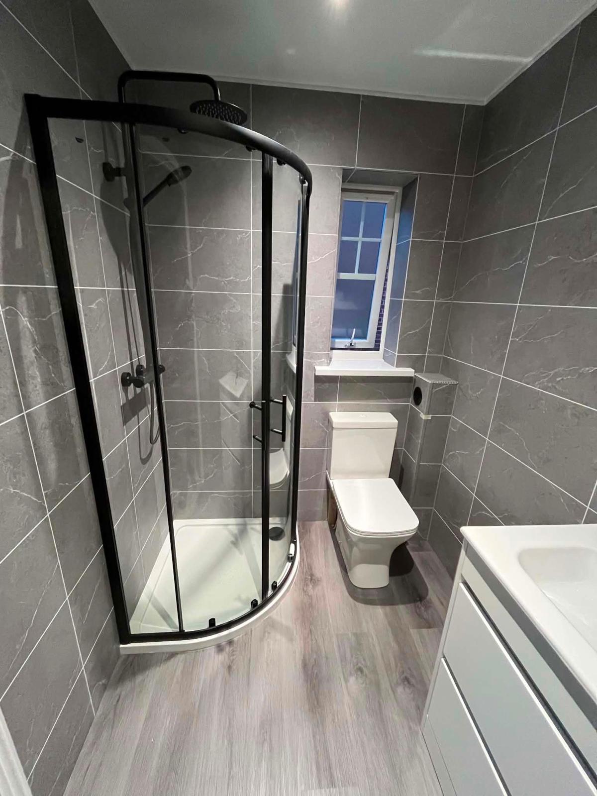 quadrant shower black frame newcastle